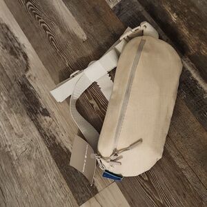 United Therabody Amenity Kit